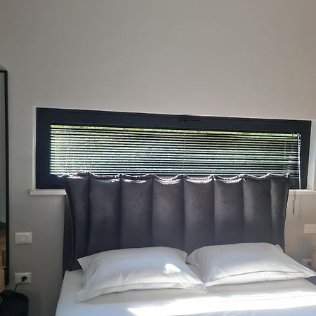 Rosemarine Villas ドゥラス エクステリア 写真