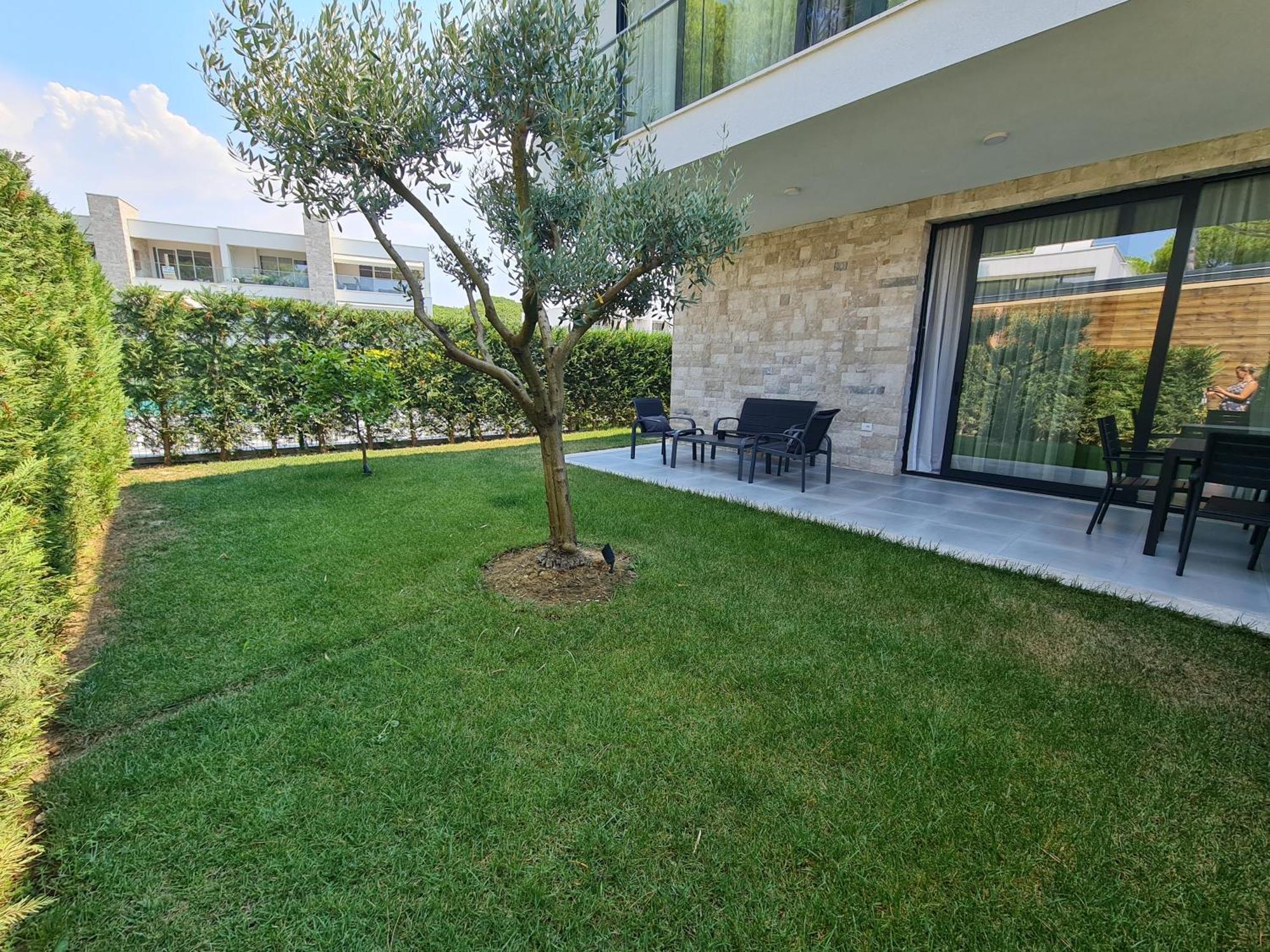 Rosemarine Villas ドゥラス エクステリア 写真